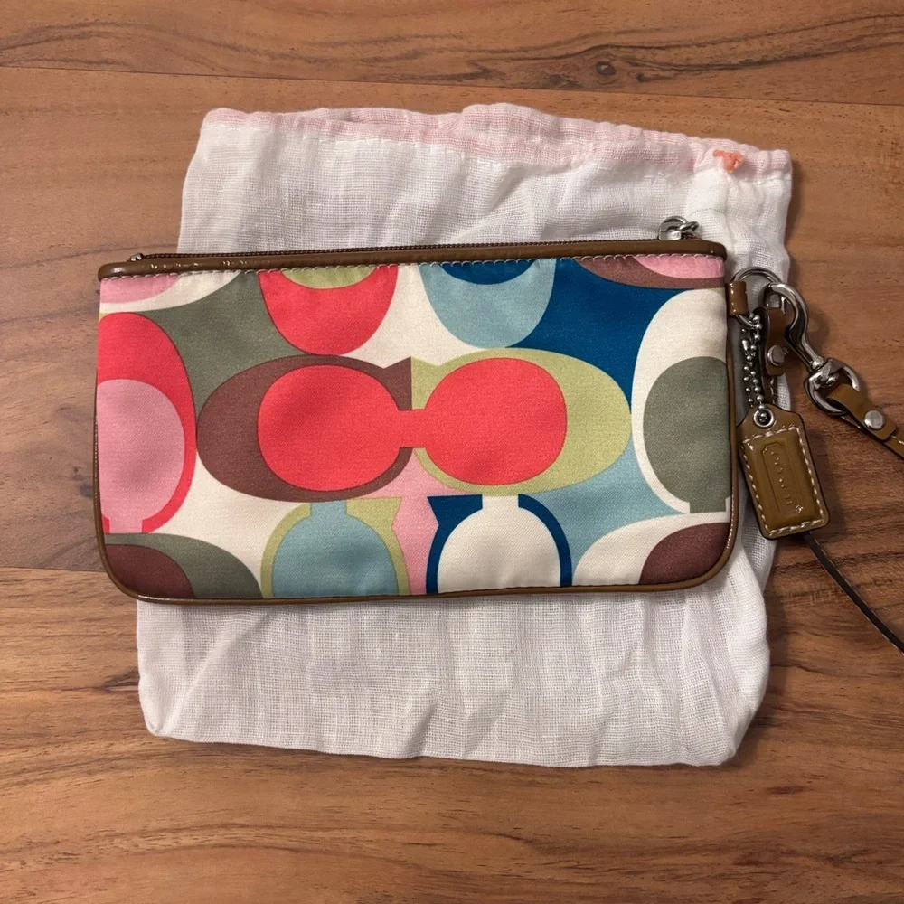 Coach Multicolor Signature Logo Zipper Wristlet